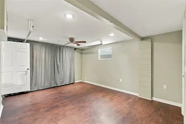 Listing Photo 8