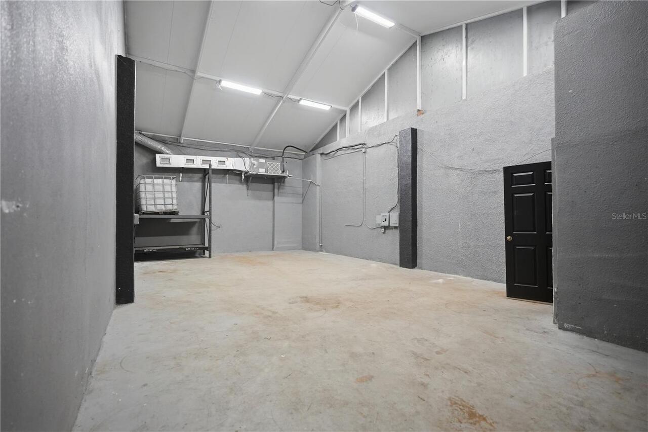 Listing Photo 8