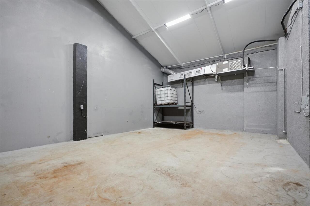 Listing Photo 10