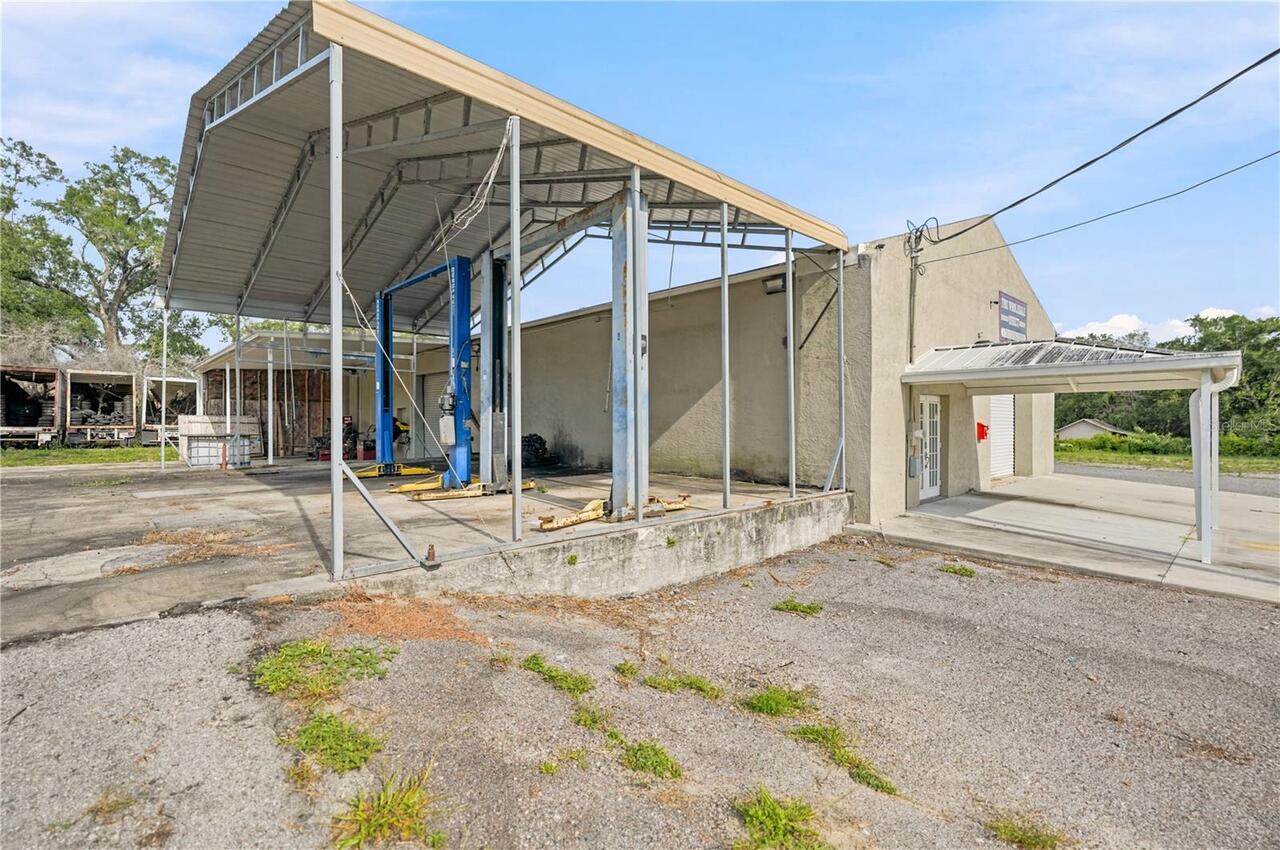 Listing Photo 17
