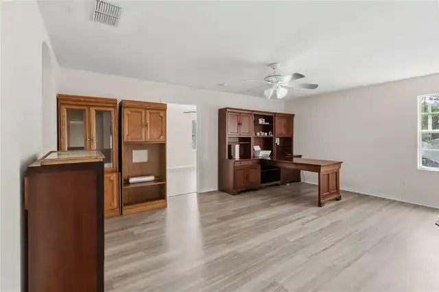 Listing Photo 31