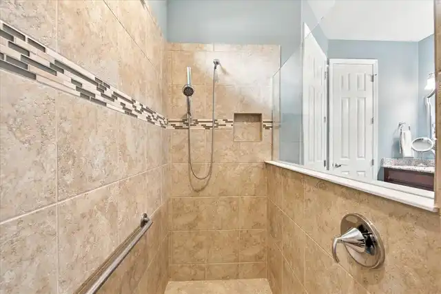 Listing Photo 35