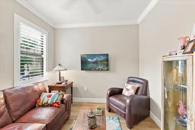 Listing Photo 37