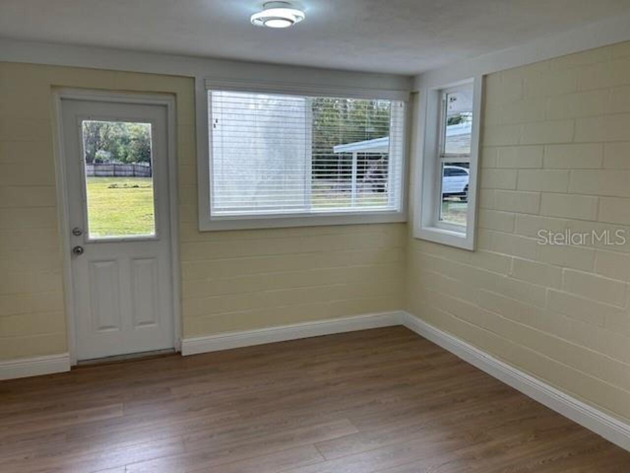 Listing Photo 14