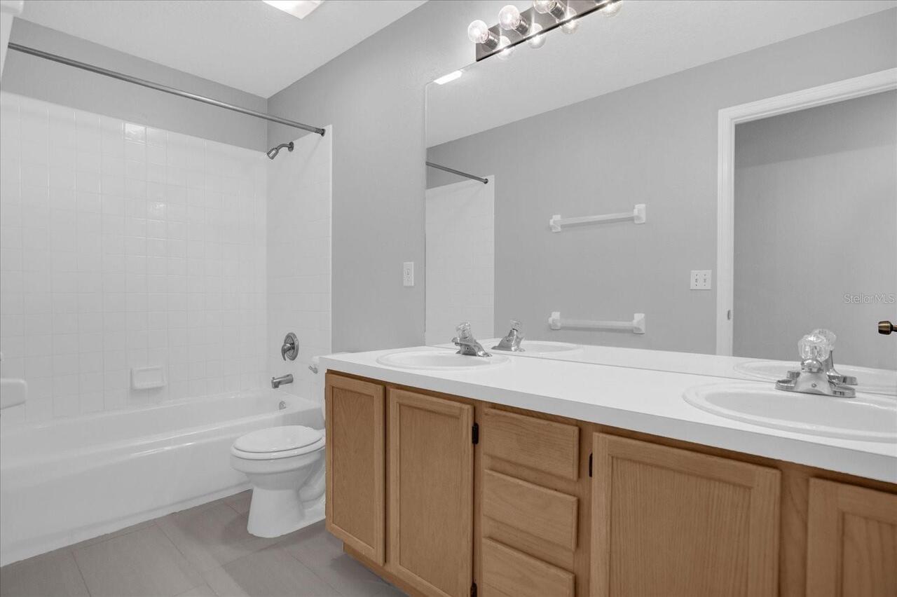 Listing Photo 18
