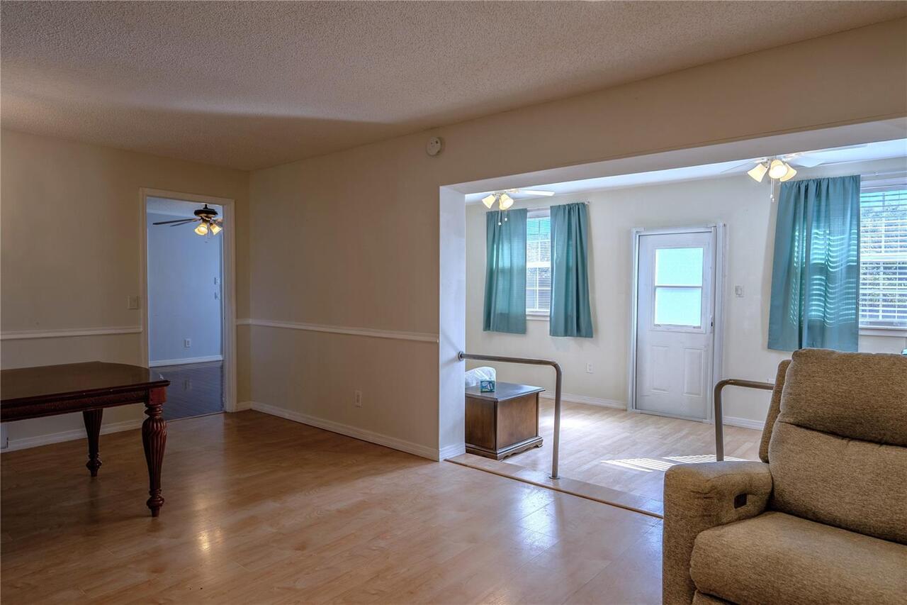 Listing Photo 6