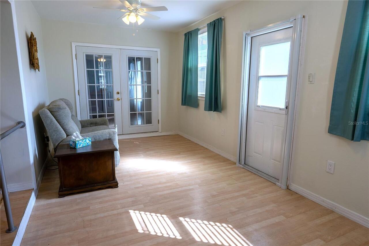 Listing Photo 9