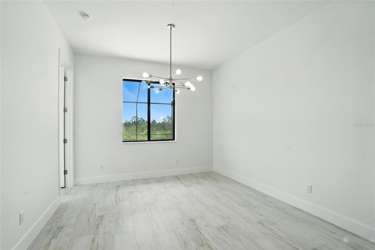 Listing Photo 24