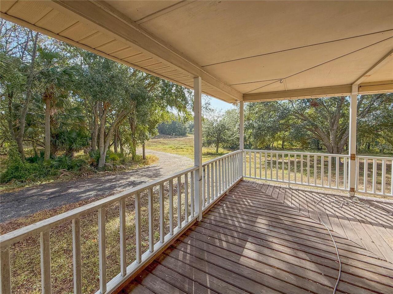 Listing Photo 10