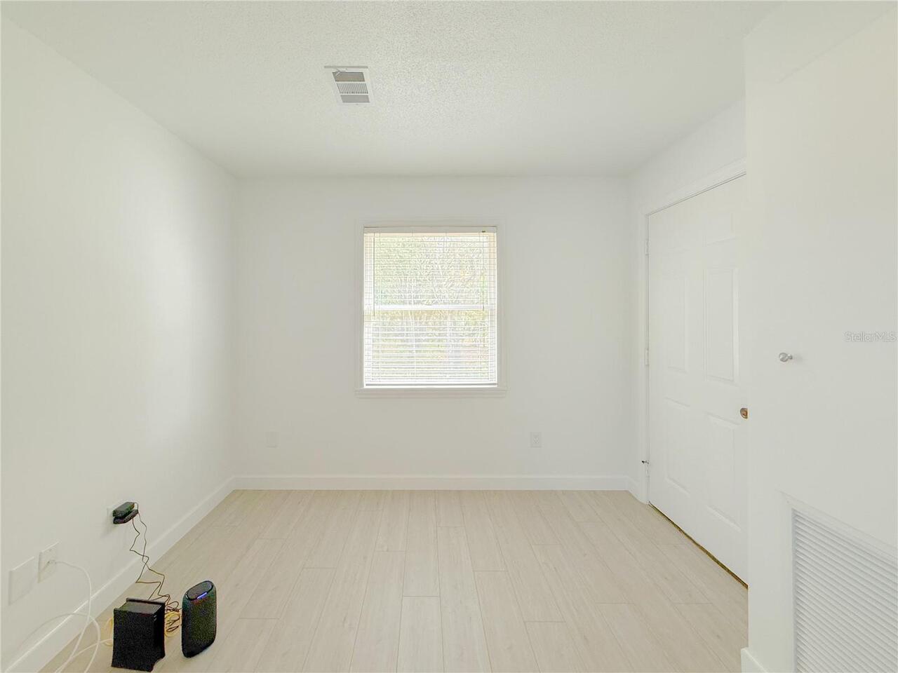 Listing Photo 26