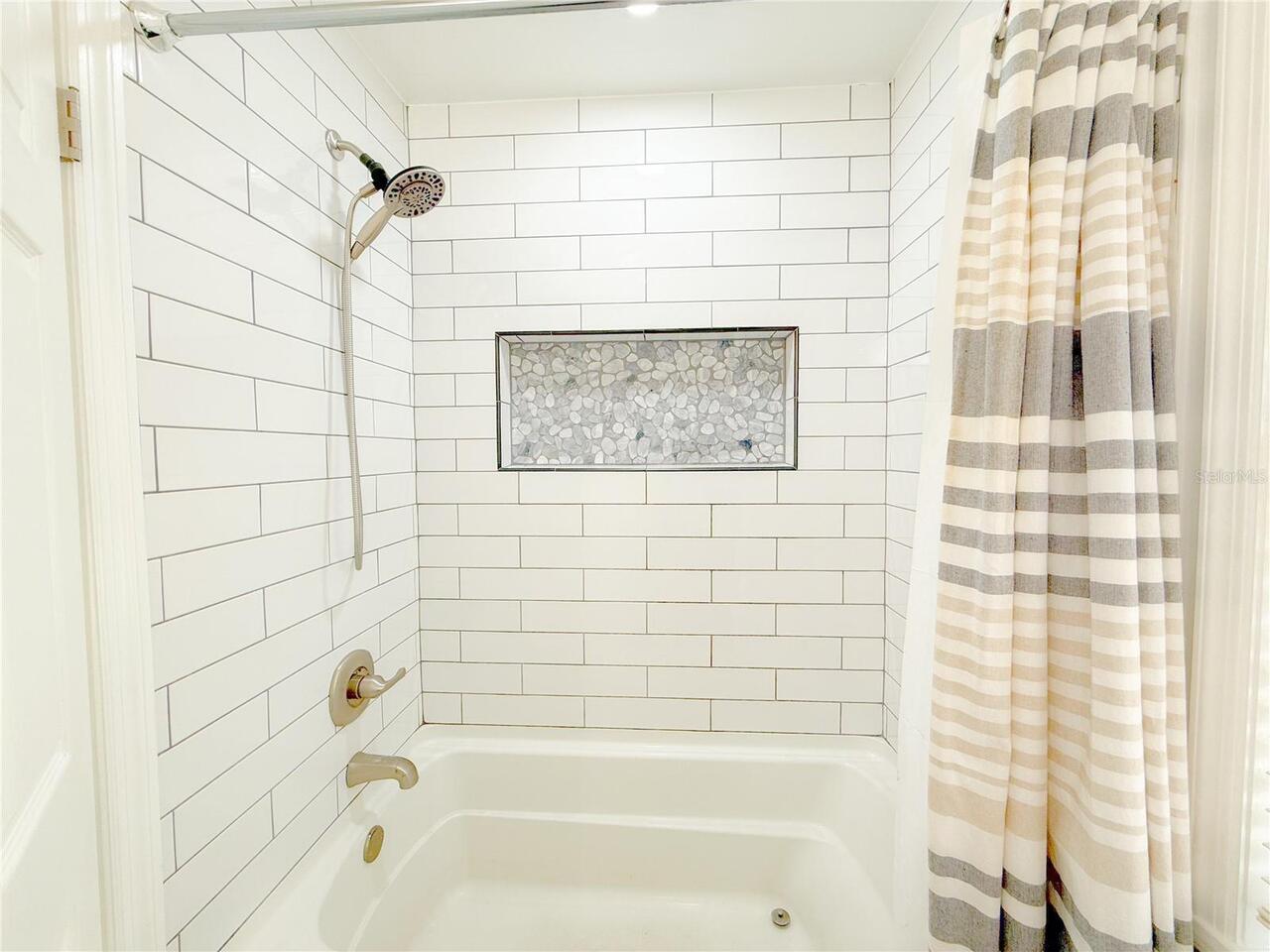 Listing Photo 33