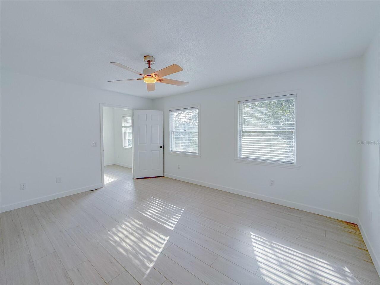 Listing Photo 38