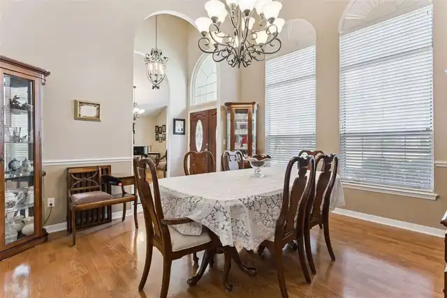 Listing Photo 6
