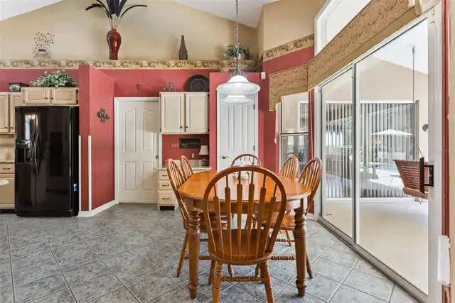 Listing Photo 15