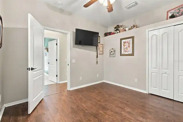 Listing Photo 33