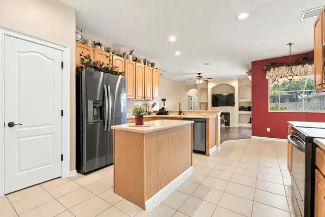 Listing Photo 42