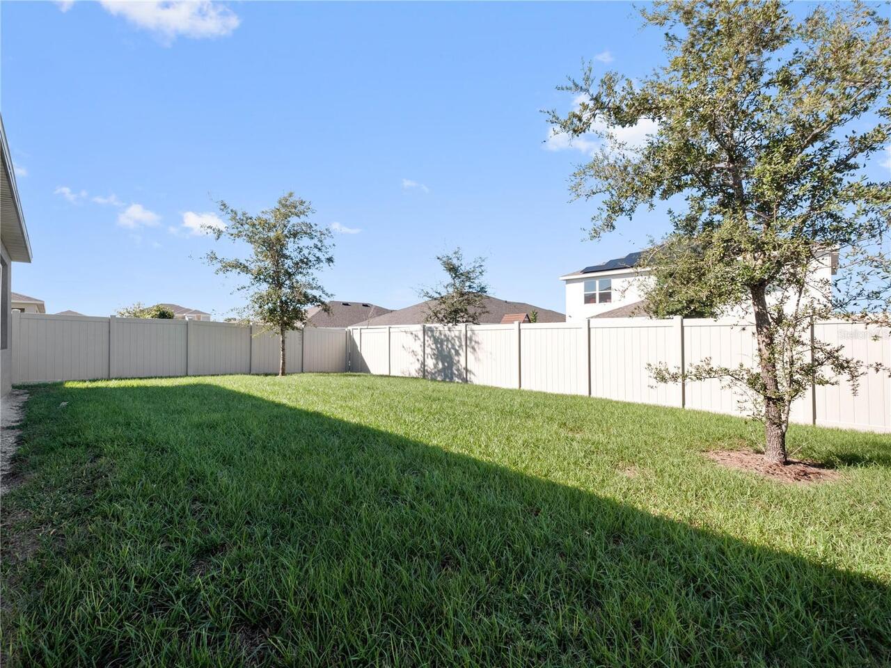 Listing Photo 9