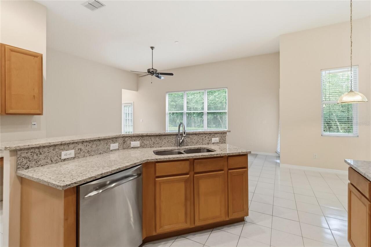Listing Photo 14