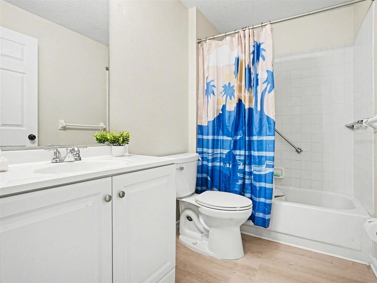Listing Photo 17