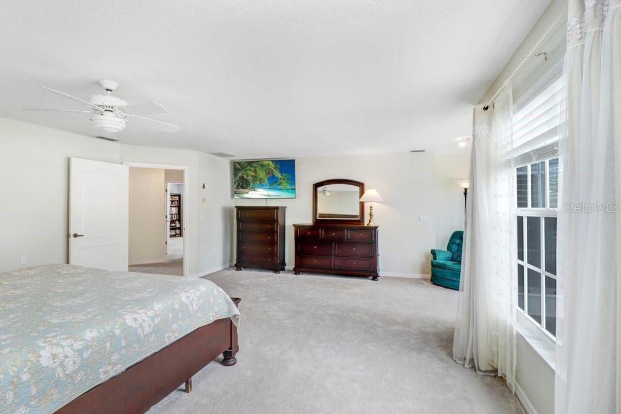Listing Photo 14