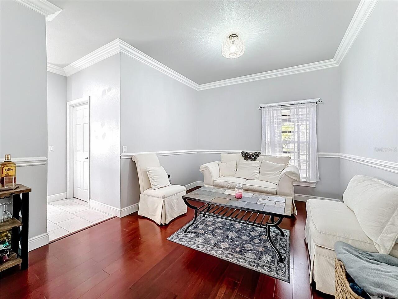 Listing Photo 10