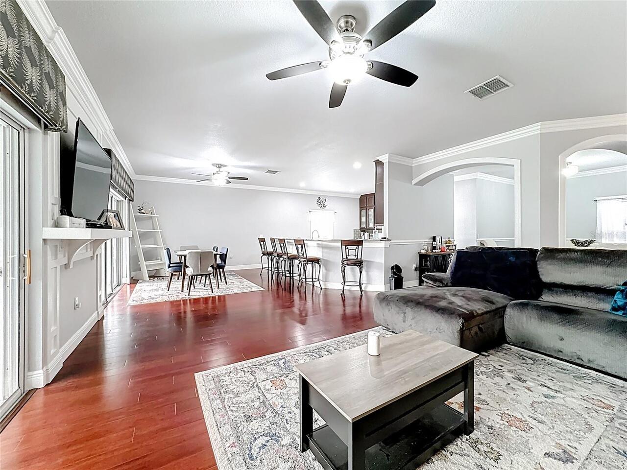 Listing Photo 16