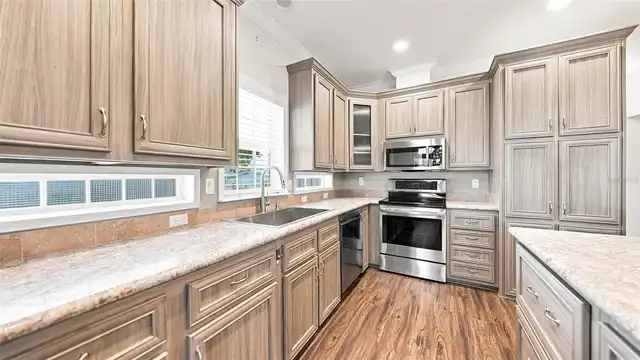 Listing Photo 25
