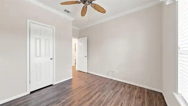 Listing Photo 32