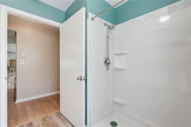 Listing Photo 25