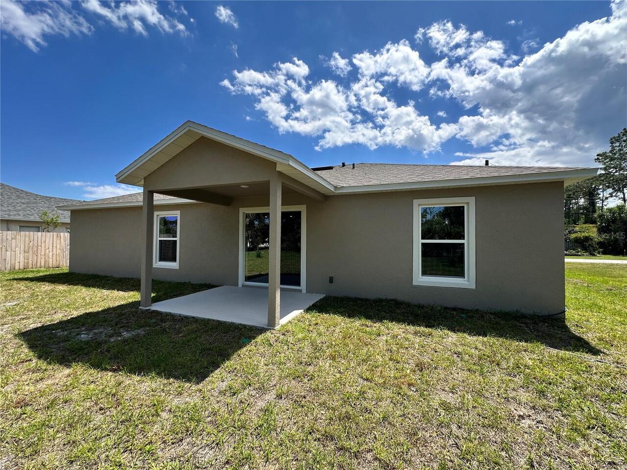 Listing Photo 12