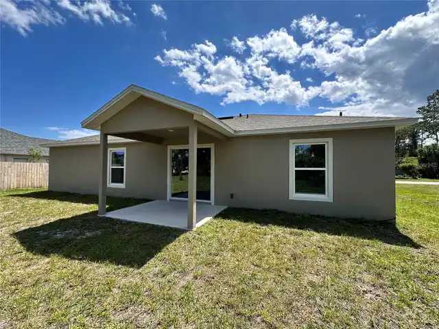 Listing Photo 12