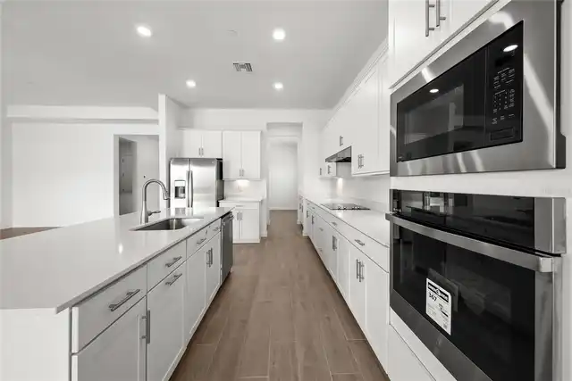 Listing Photo 15