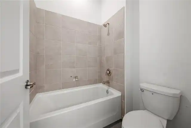 Listing Photo 36