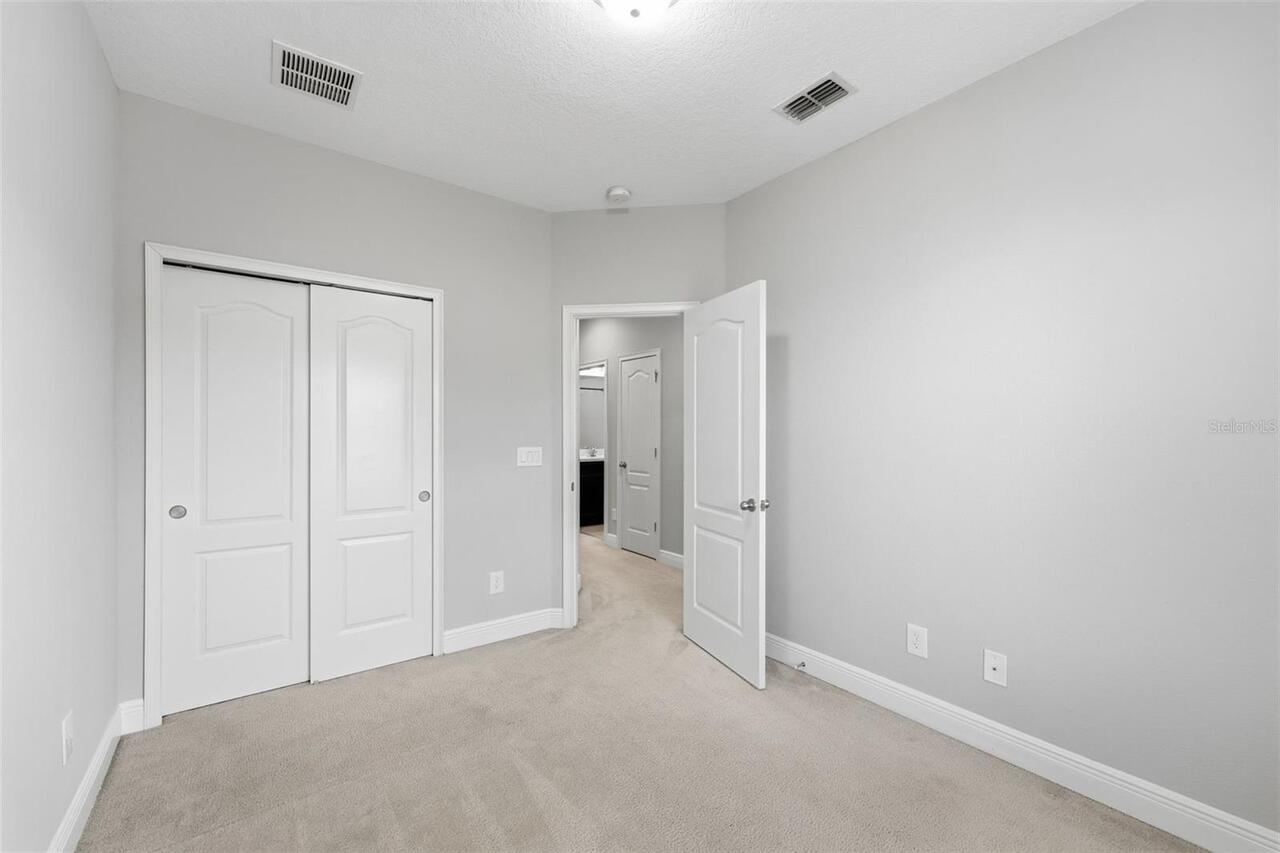 Listing Photo 28