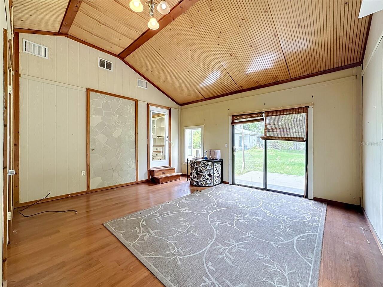 Listing Photo 20