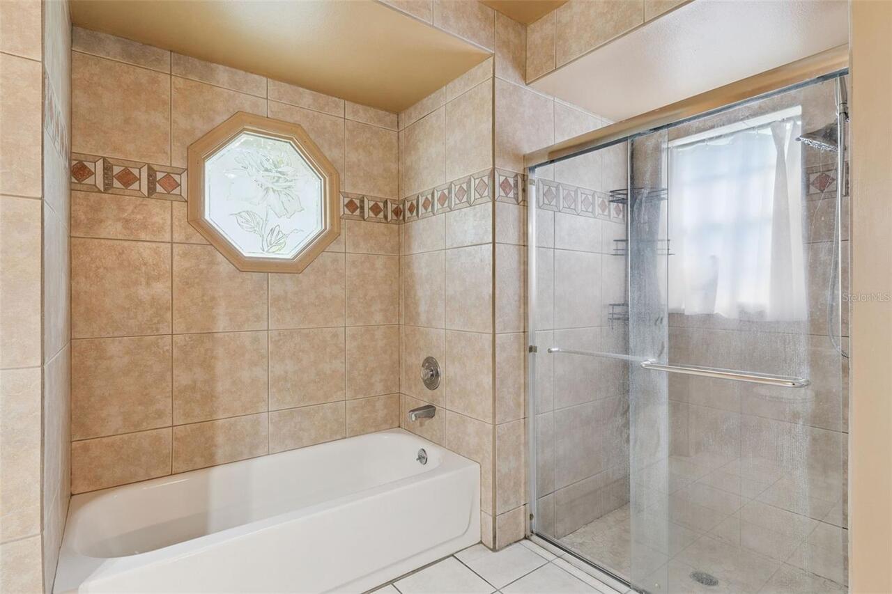 Listing Photo 23