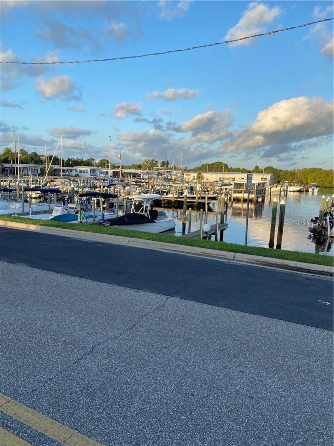 Listing Photo 18