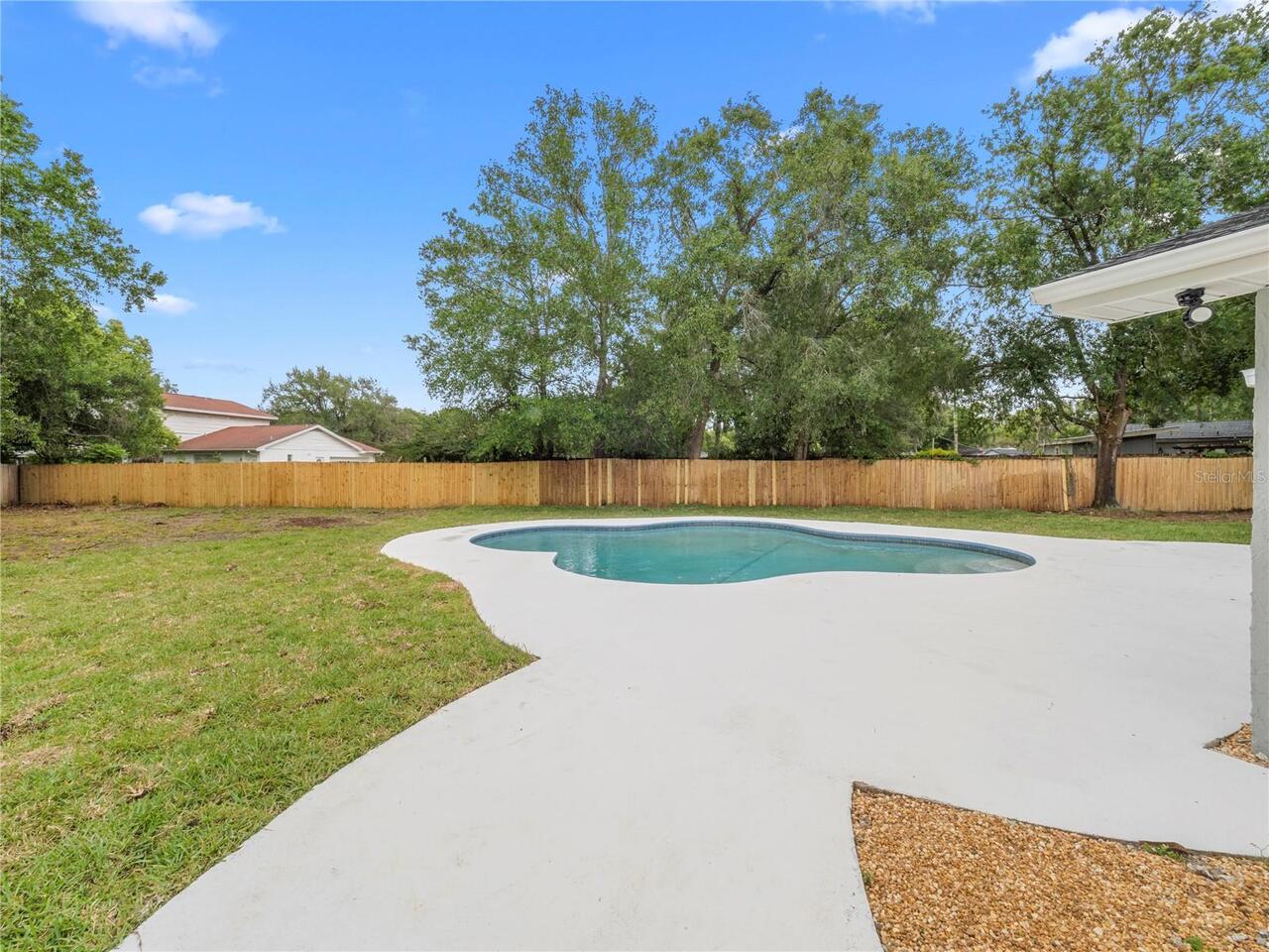 Listing Photo 37