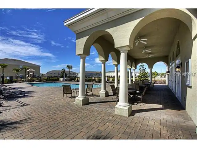 Listing Photo 10
