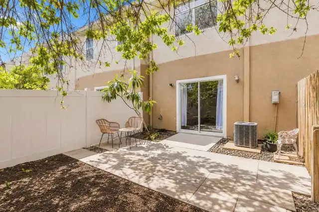 Listing Photo 19