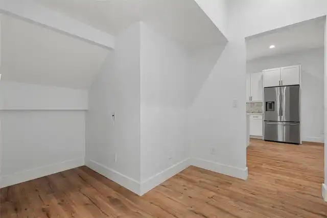 Listing Photo 21
