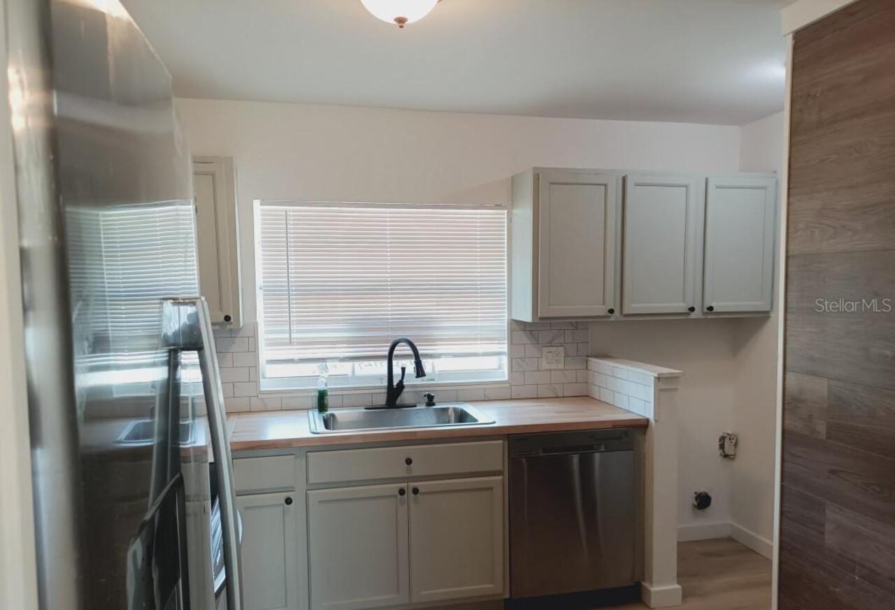 Listing Photo 10