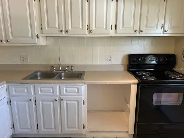 Listing Photo 8