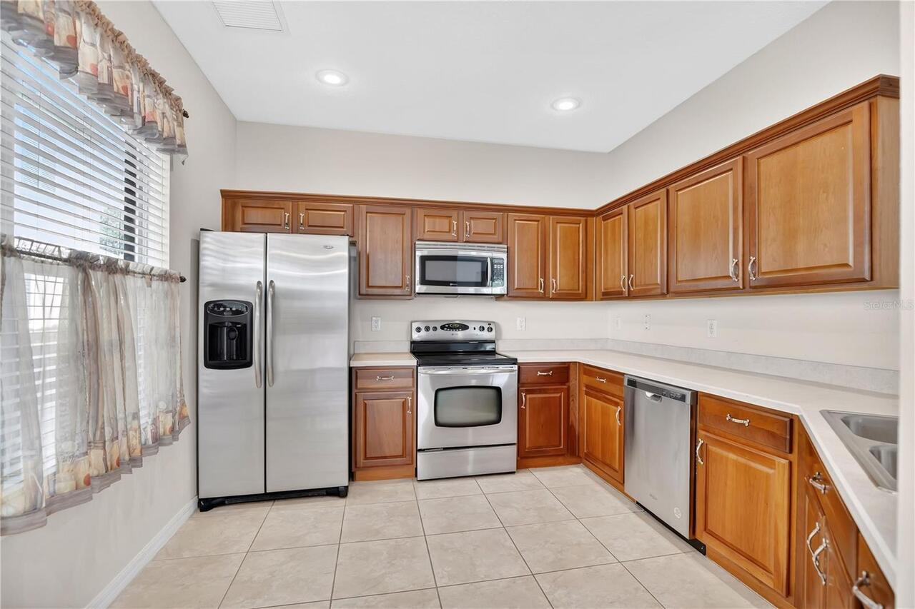 Listing Photo 11