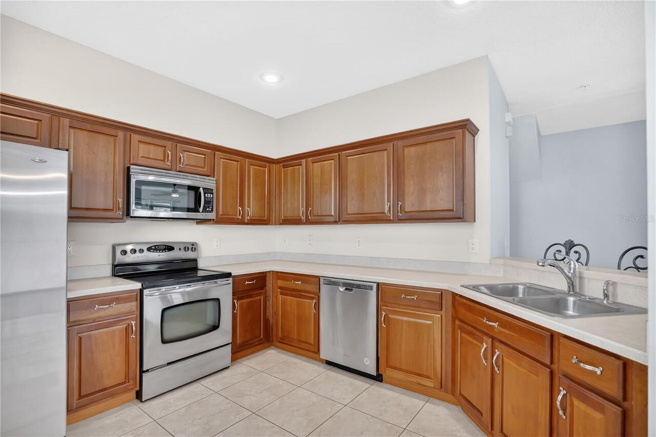 Listing Photo 12