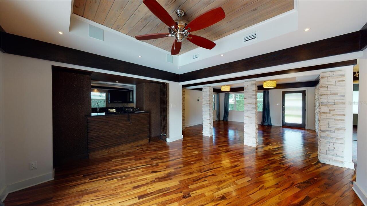 Listing Photo 22