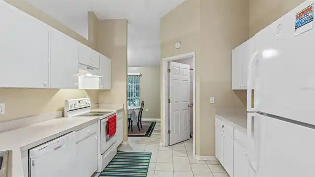 Listing Photo 16