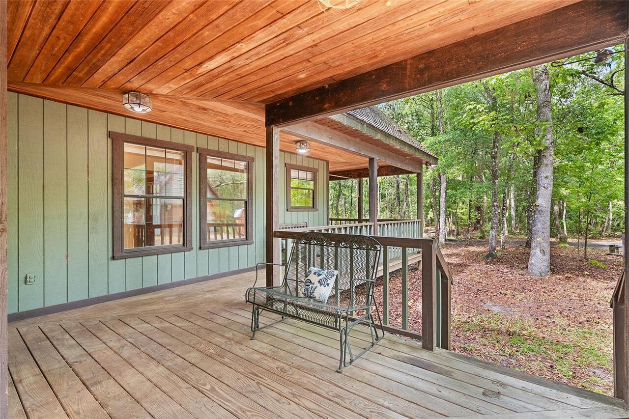 Listing Photo 10
