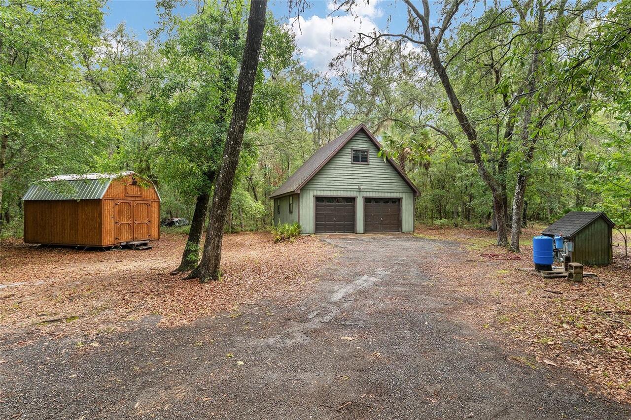 Listing Photo 11