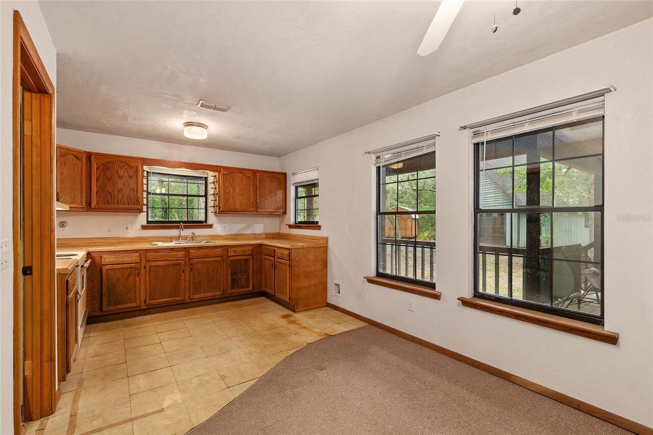 Listing Photo 17